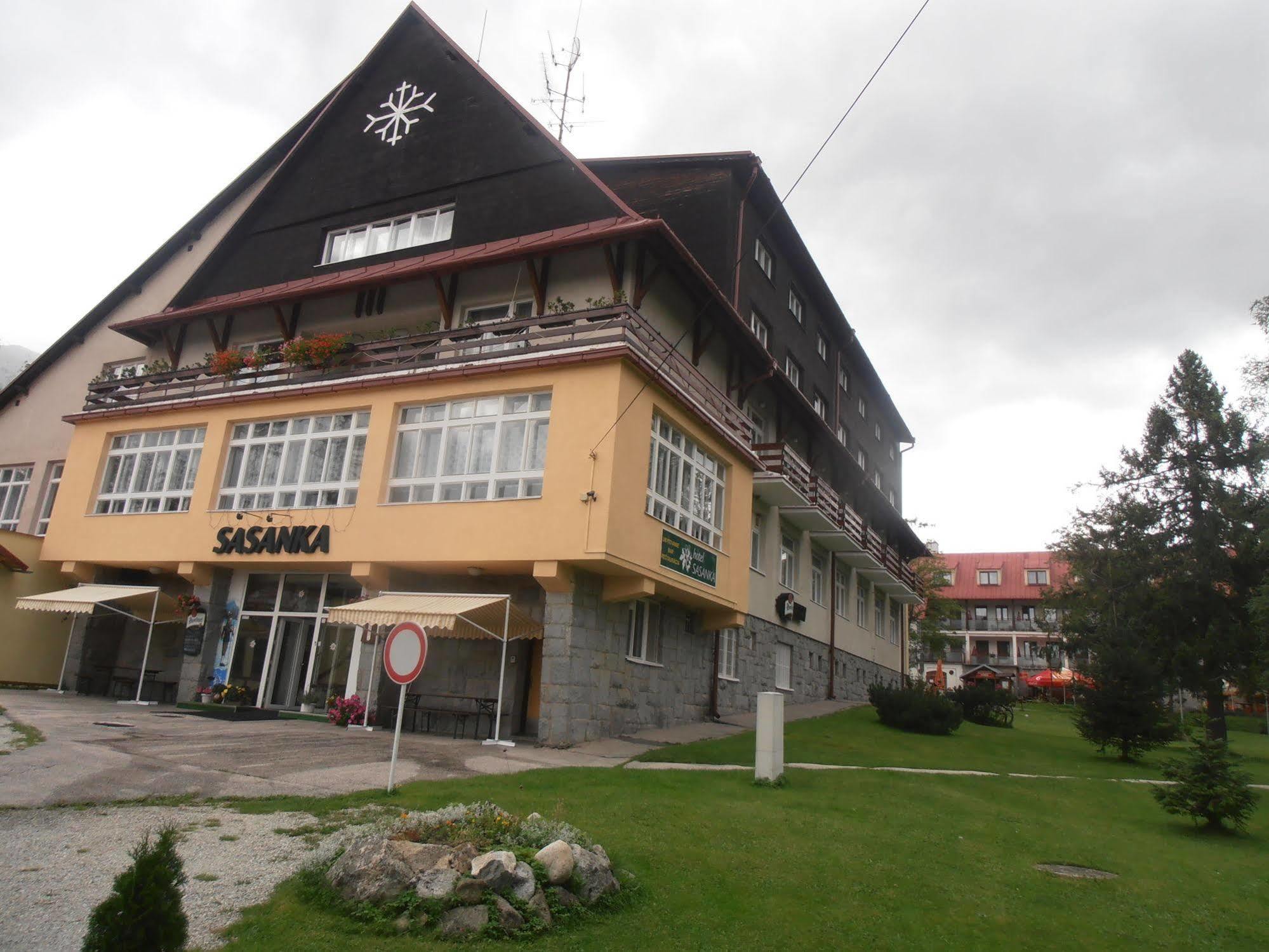 Hotel Sasanka Татранска Ломница Экстерьер фото